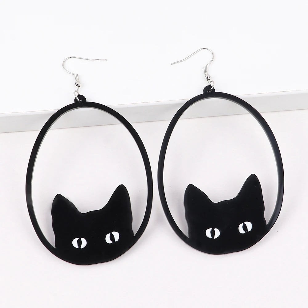 Cat Peeping Hoop Earring